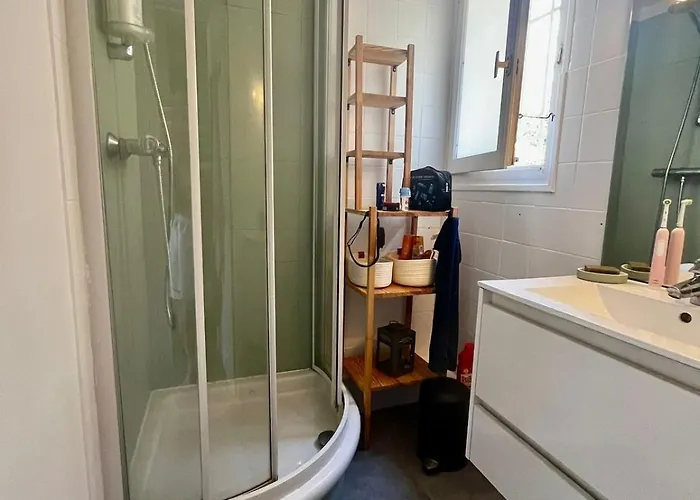 Quiet And Sea View Apartman Bandol