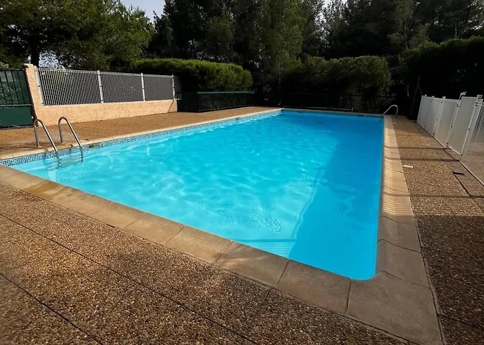 Apartman Quiet And Sea View
